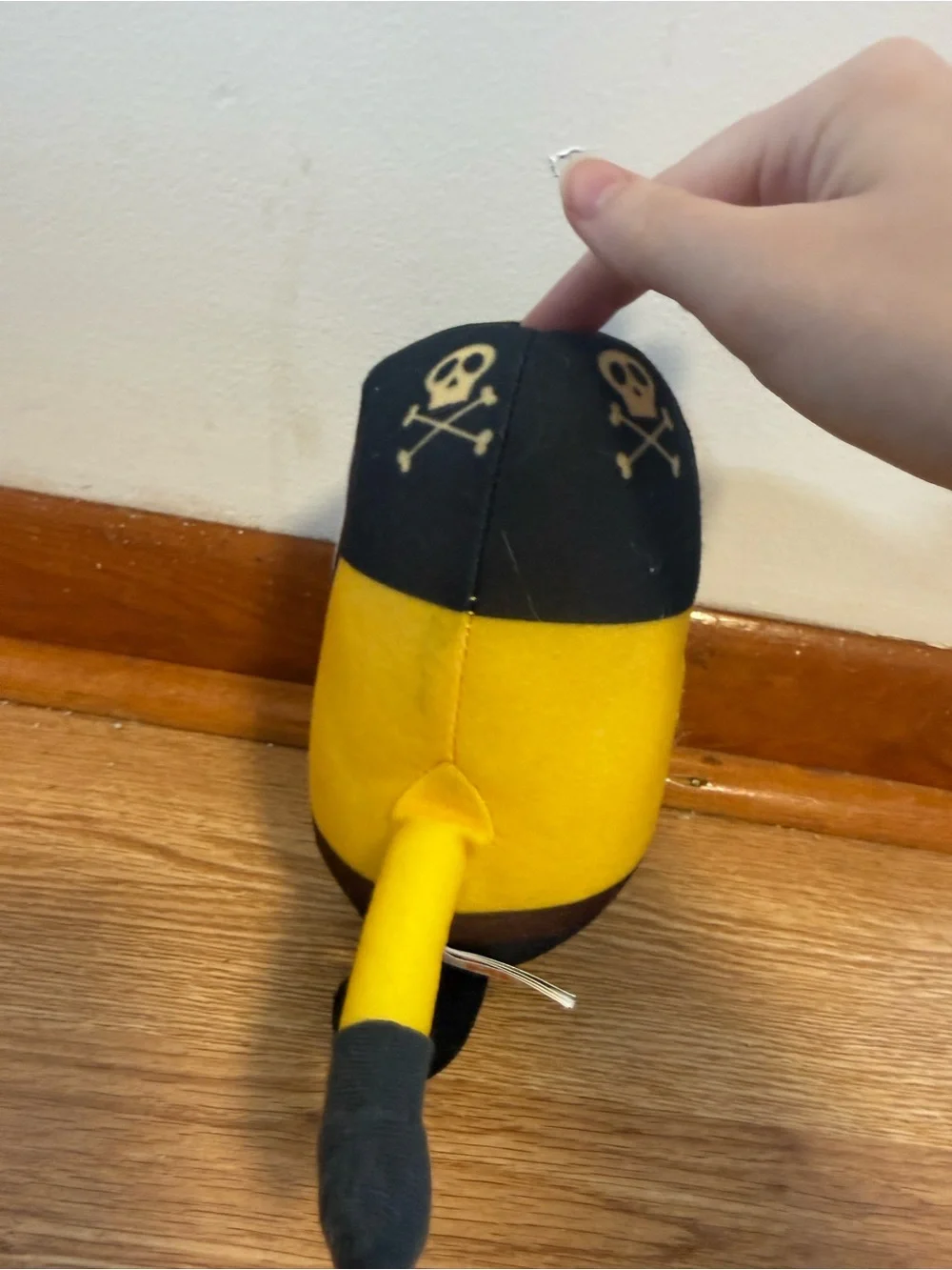 Despicable Me STUART THE MINION AS PIRATE 6